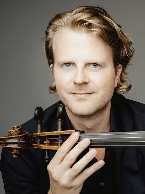 Julian Steckel