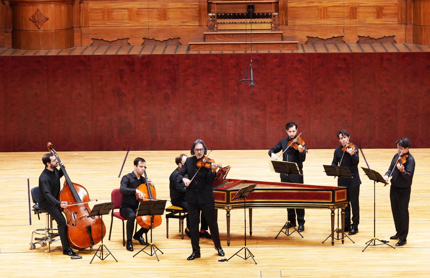 Kavakos, The Apollon Ensemble & Bach Gallery Key Vision