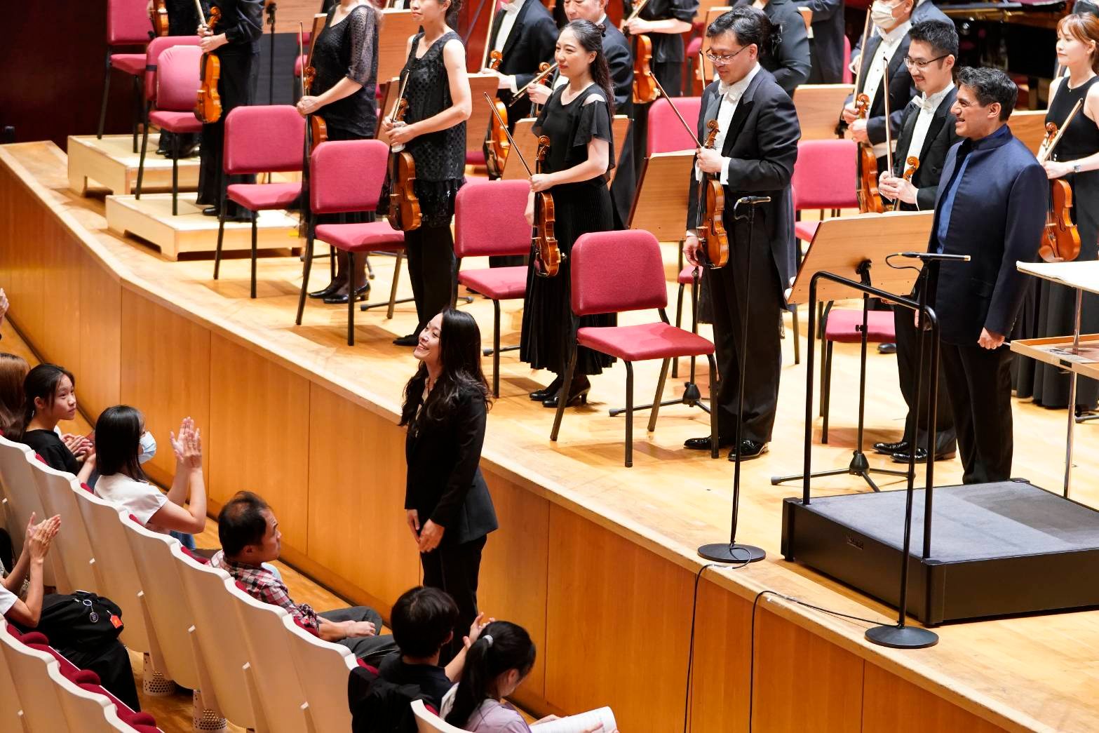 作曲家 / 陳可嘉 & 指揮／米格爾．哈斯-貝多亞