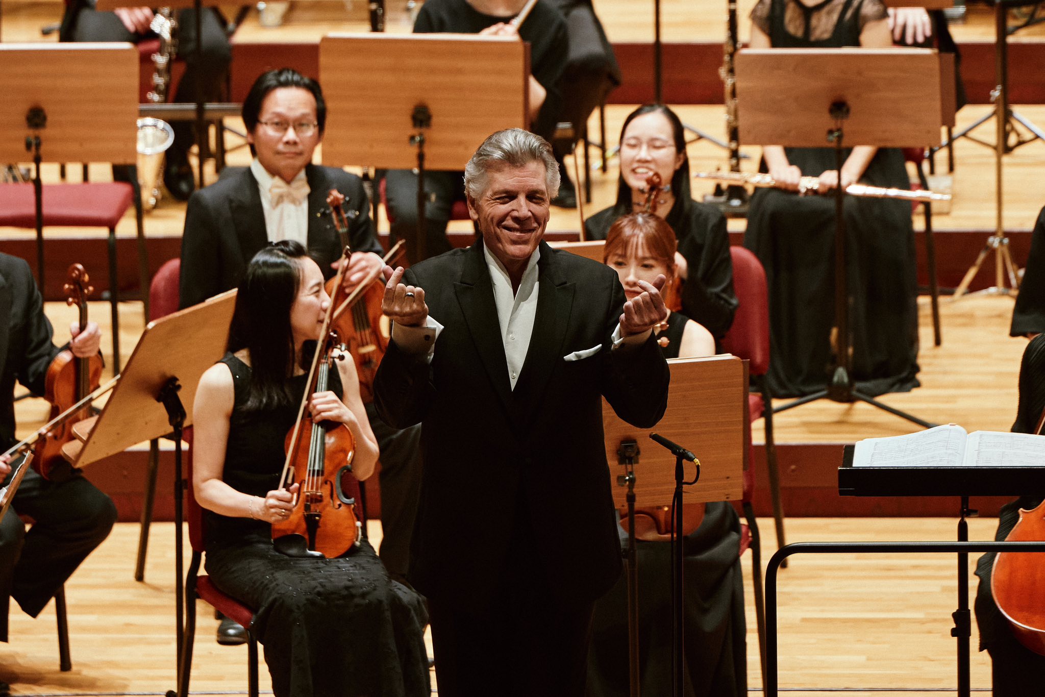 Jun Märkl, Thomas Hampson & NSO Gallery Key Vision