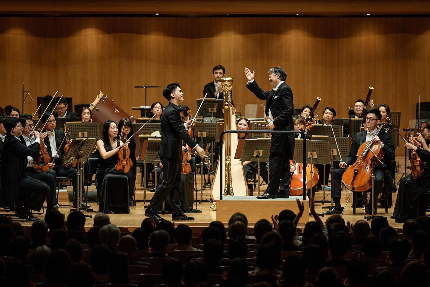 Jun Märkl, conductor、Richard Lin, violin