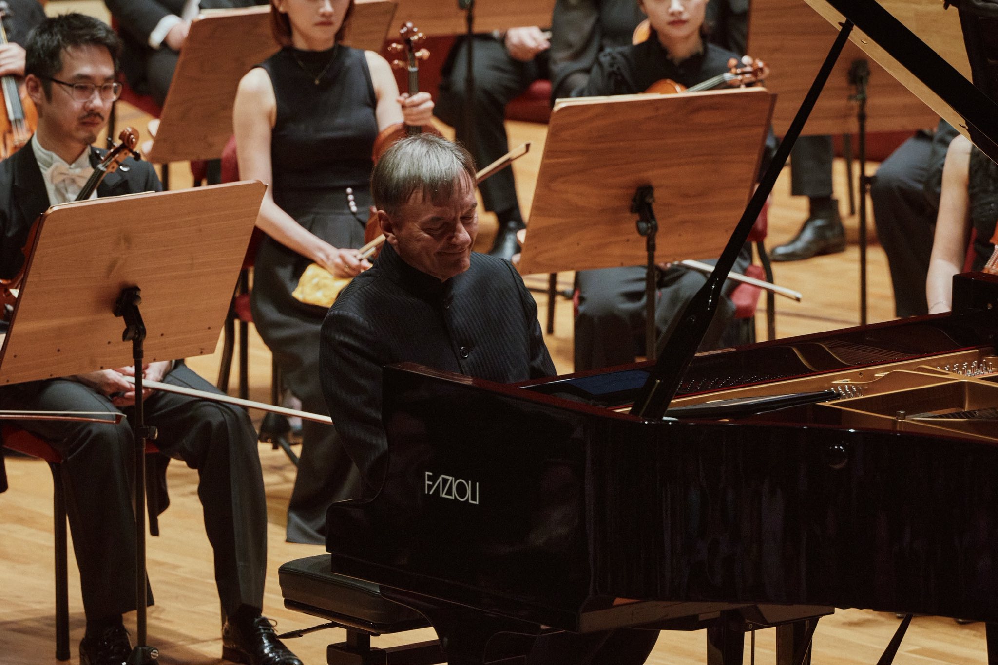 Sir Stephen Hough, piano